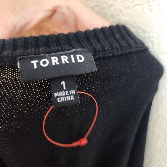 Torrid 1X Skull Perfume Sequin Black Long Sleeve Sweater Goth Witchy - Picture 4 of 7